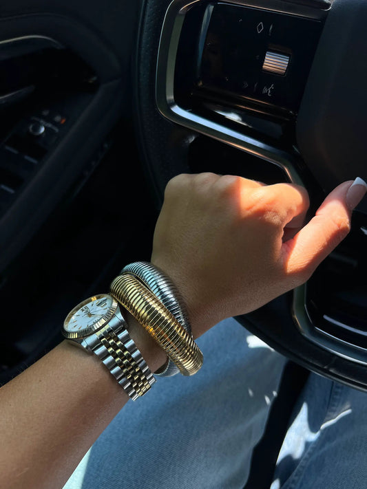 THIN TWIST EMMA BRACELET by Chansuttpearls