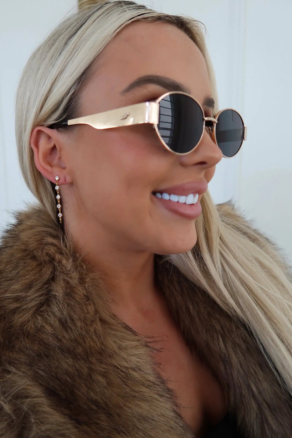 LOLA EARRINGS  by Chansuttpearls