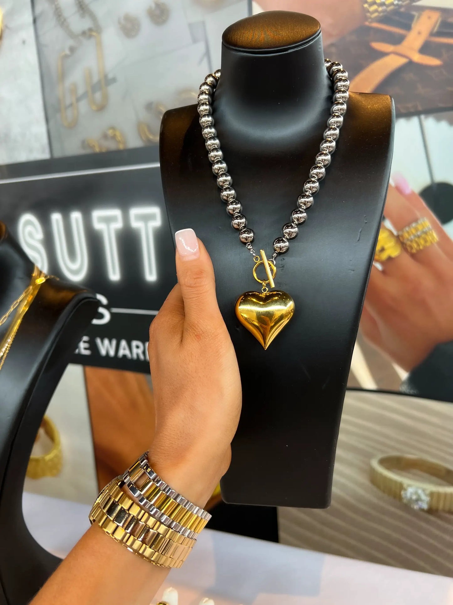 GLAM HEART NECKLACE by Chansuttpearls