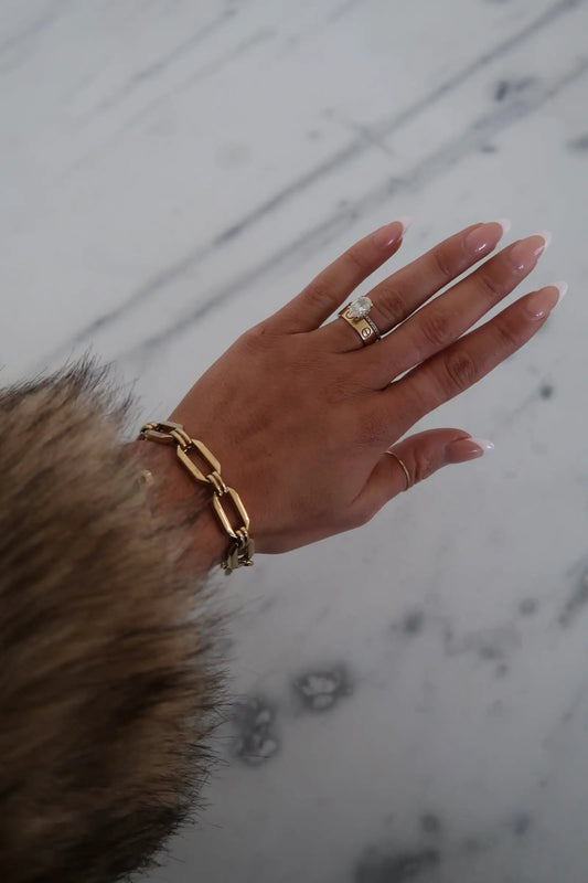 ALEX BRACELET by Chansuttpearls