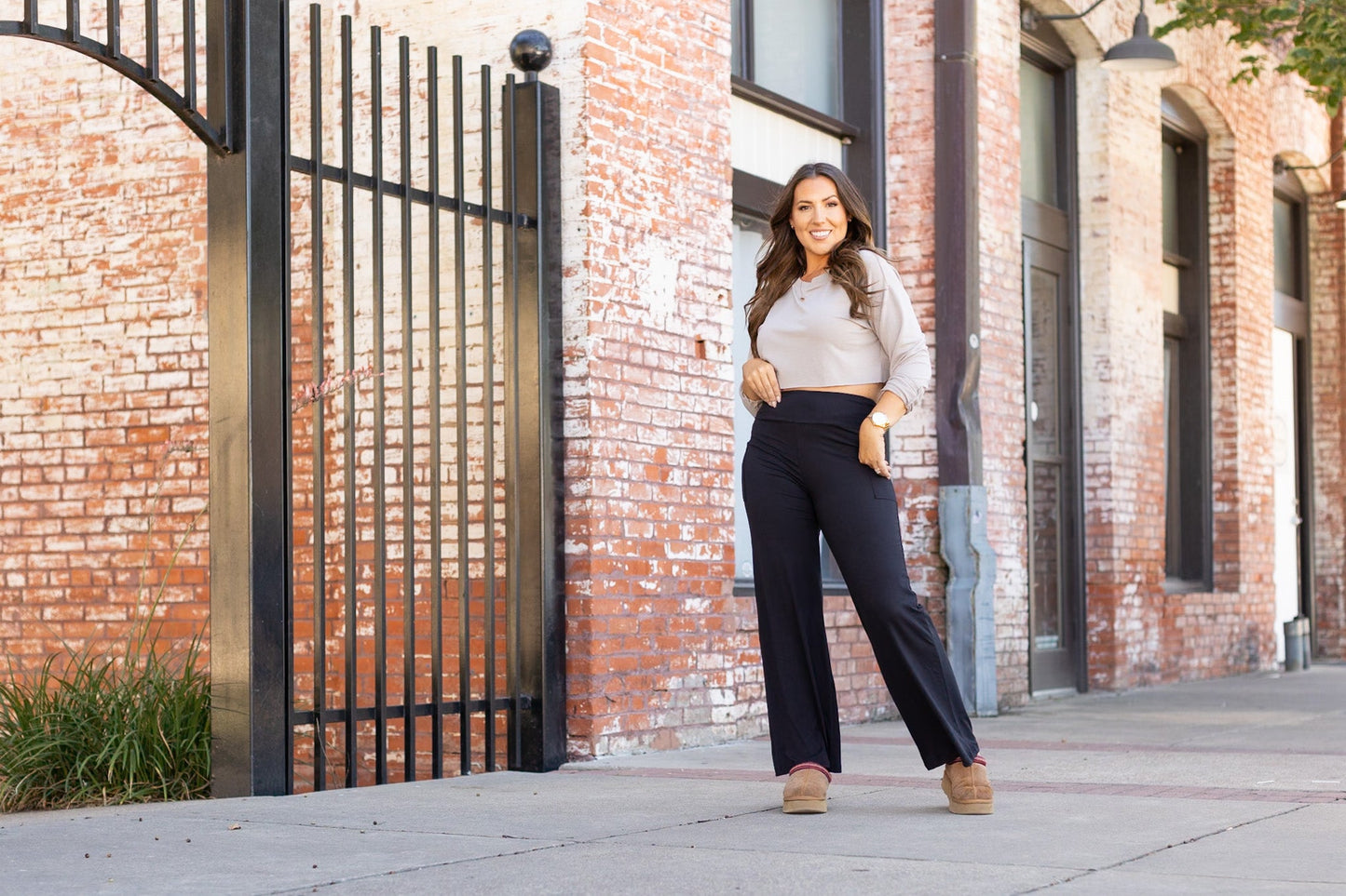 Ready to Ship | The Serena - Black Luxe Loungers with Pockets