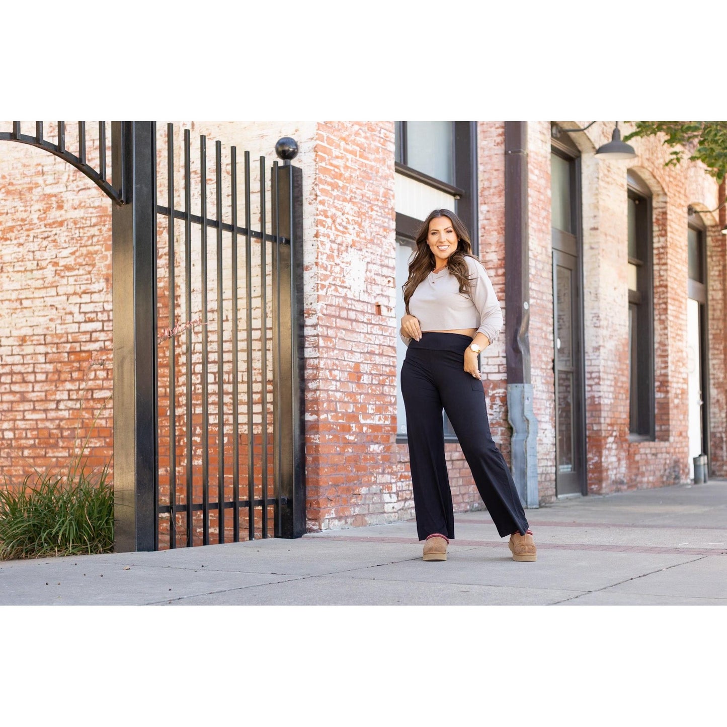 Ready to Ship | The Serena - Black Luxe Loungers with Pockets