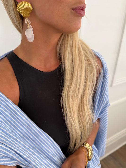 PEARL SEASHELL EARRINGS by Chansuttpearls