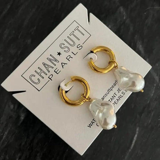 MISTY EARRINGS by Chansuttpearls
