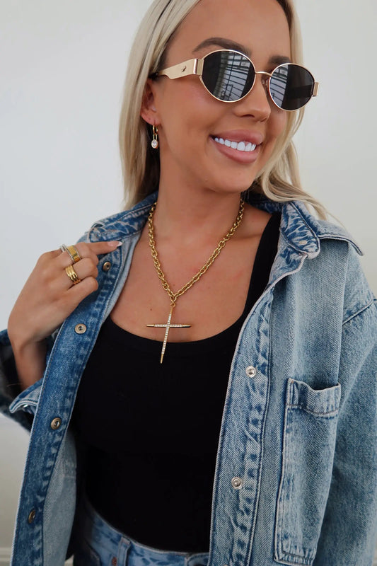 LUXE CROSS NECKLACE by Chansuttpearls