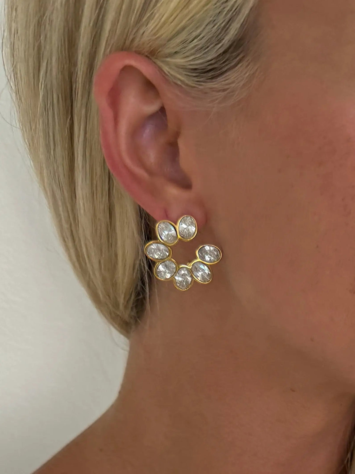 SERENA EARRINGS by Chansuttpearls