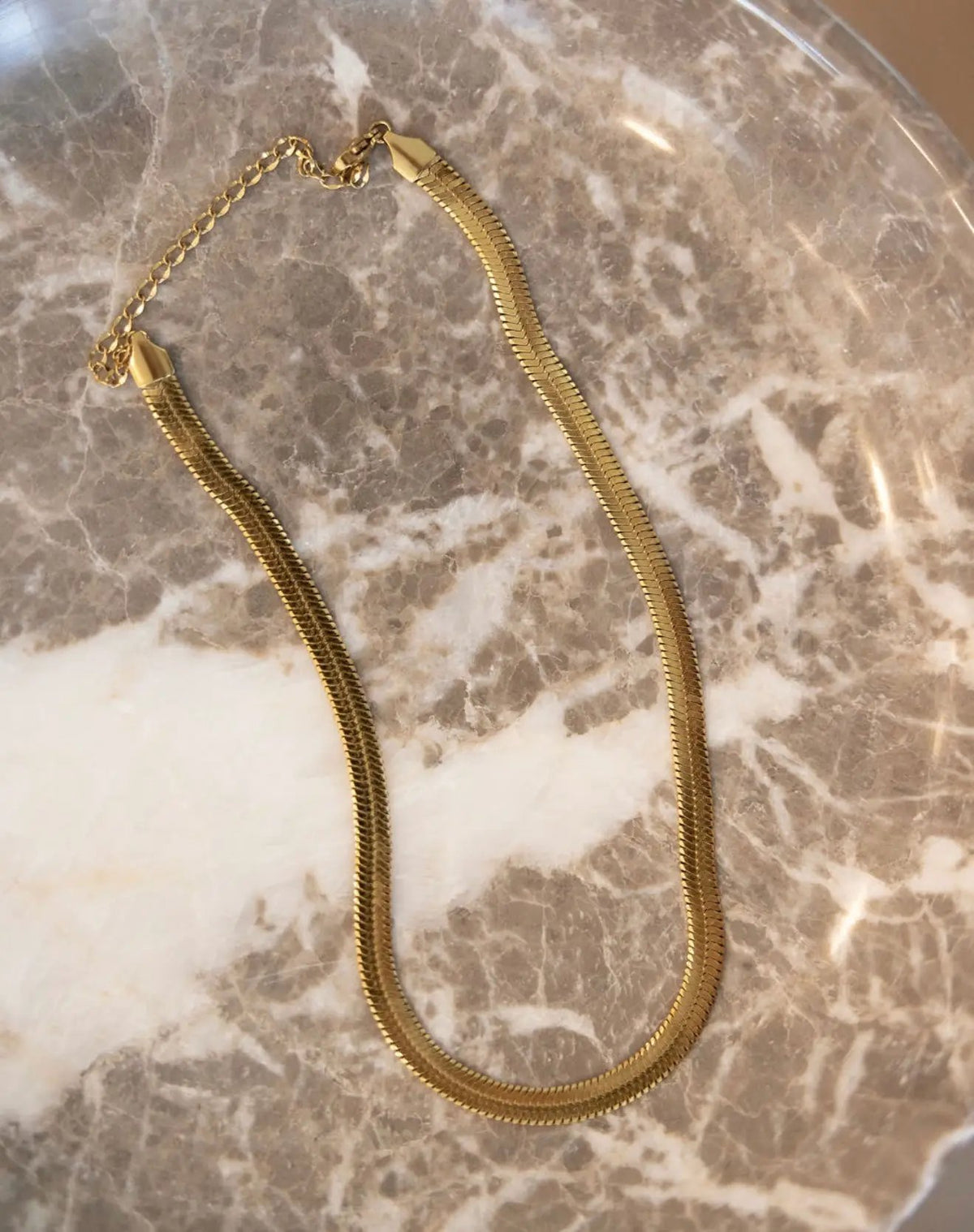 HERRINGBONE NECKLACE by Chansuttpearls