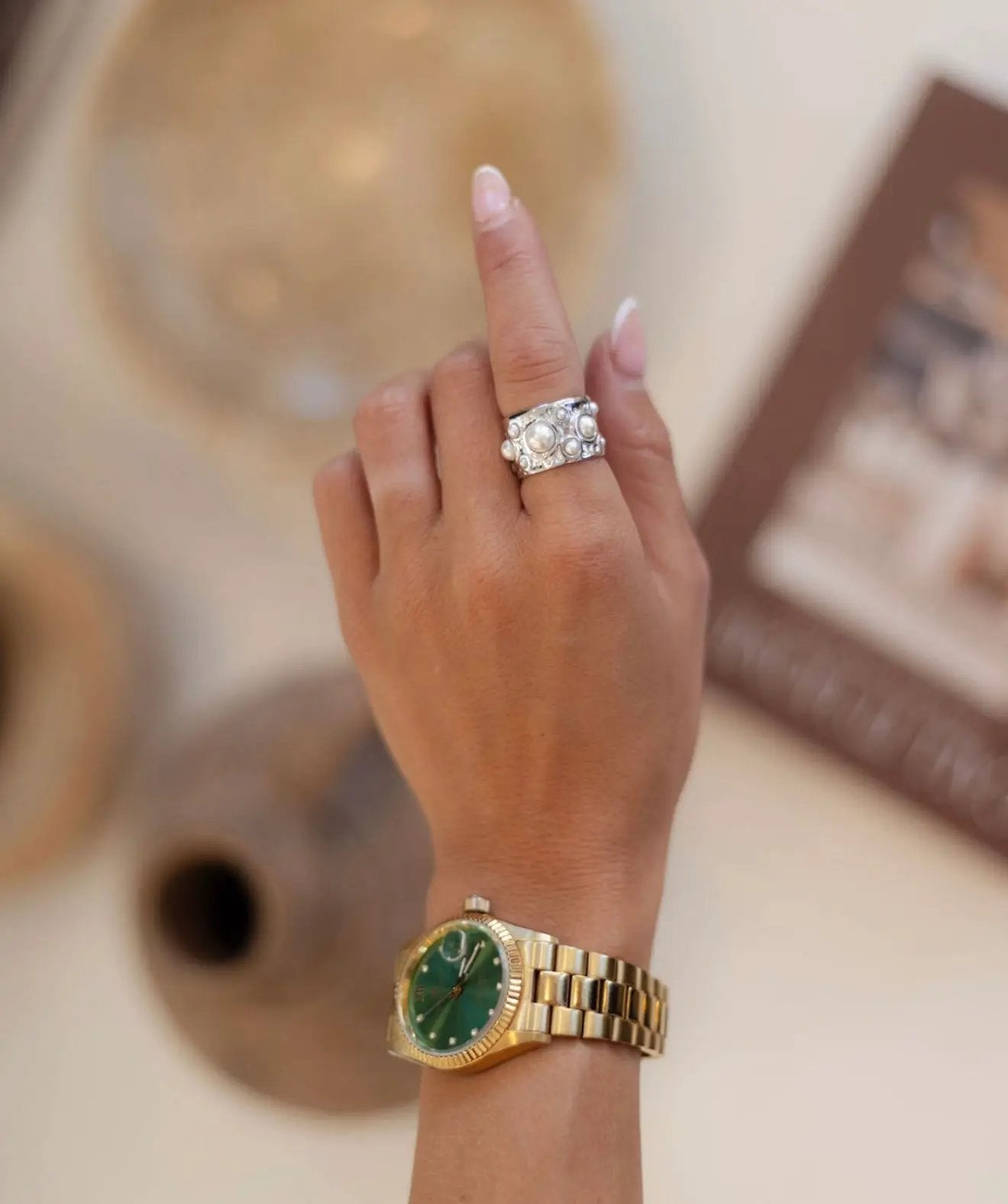 BELLA RING by Chansuttpearls