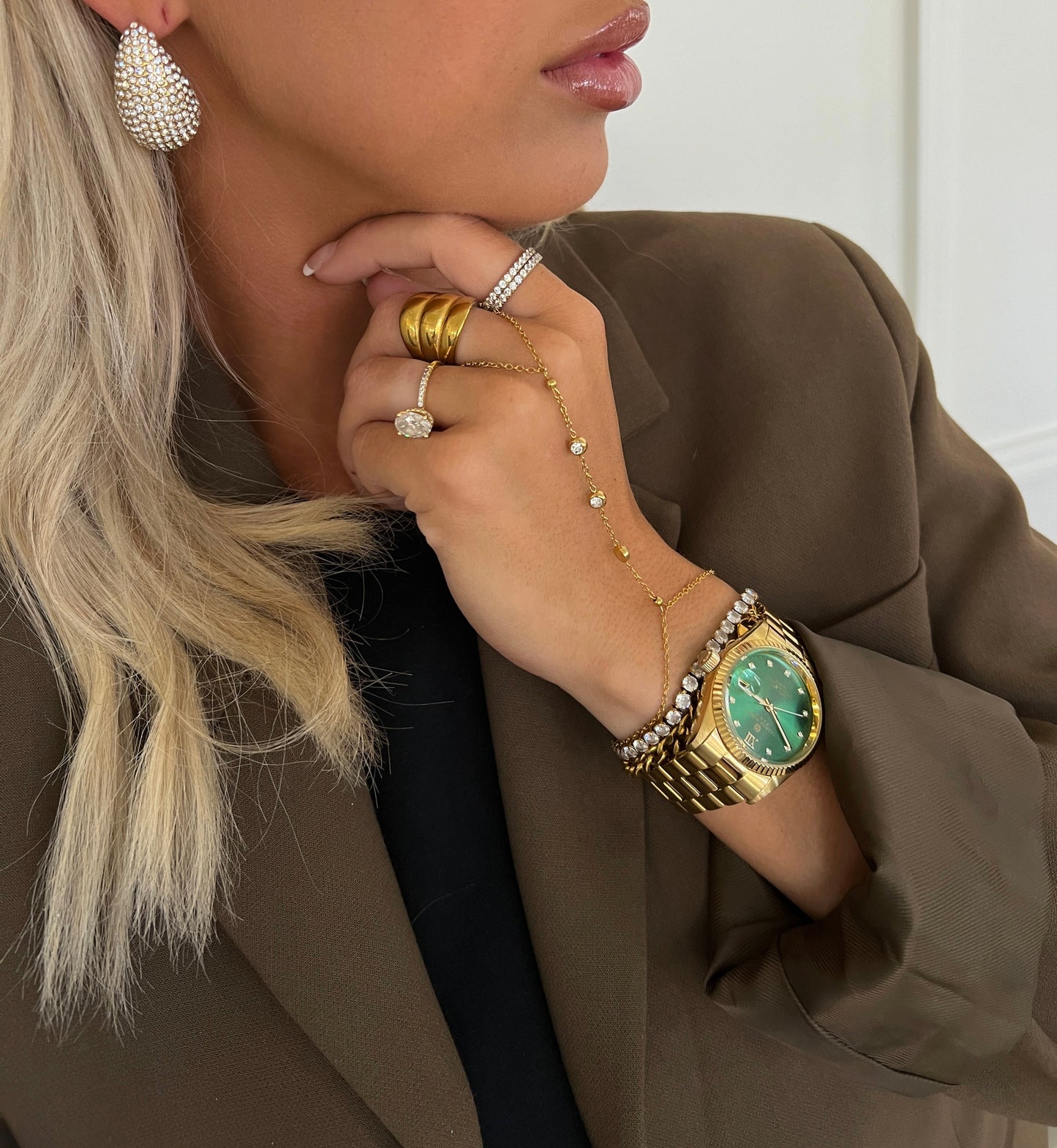 LUXE LAUREN EARRINGS by Chansuttpearls