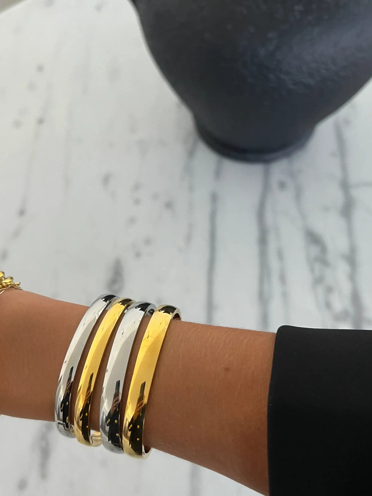 GEMMA BANGLE by Chansuttpearls