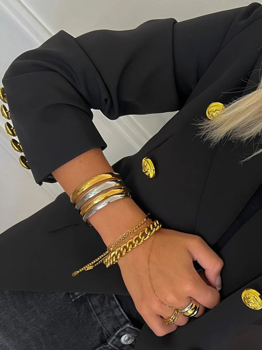 GEMMA BANGLE by Chansuttpearls