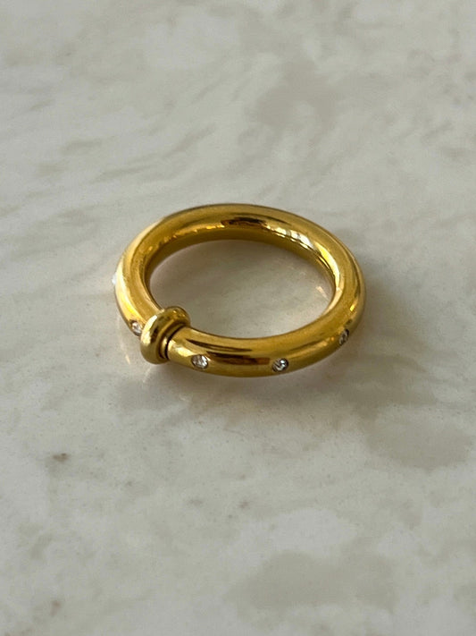MILA RING by Chansuttpearls