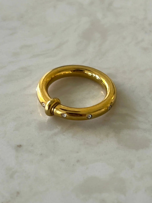 MILA RING by Chansuttpearls