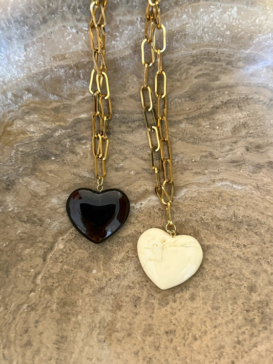 HARLOW NECKLACE by Chansuttpearls