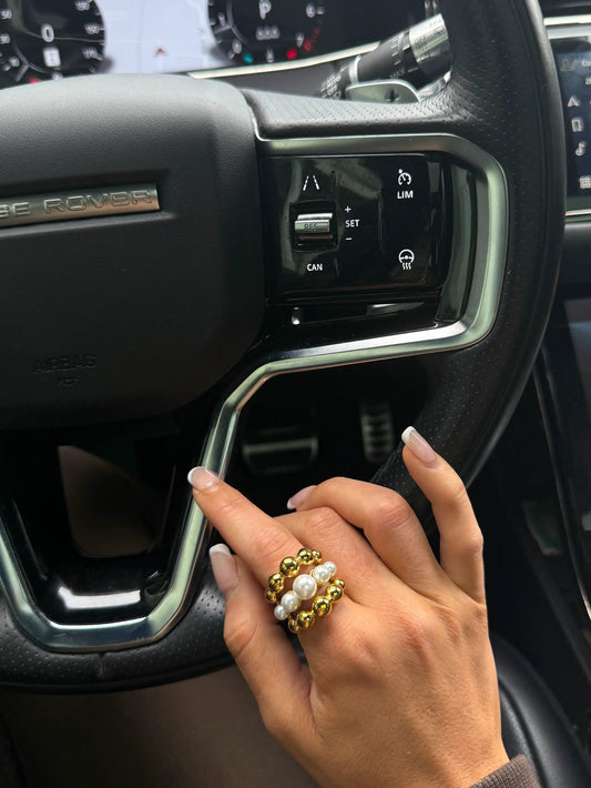 EMMA RING by Chansuttpearls