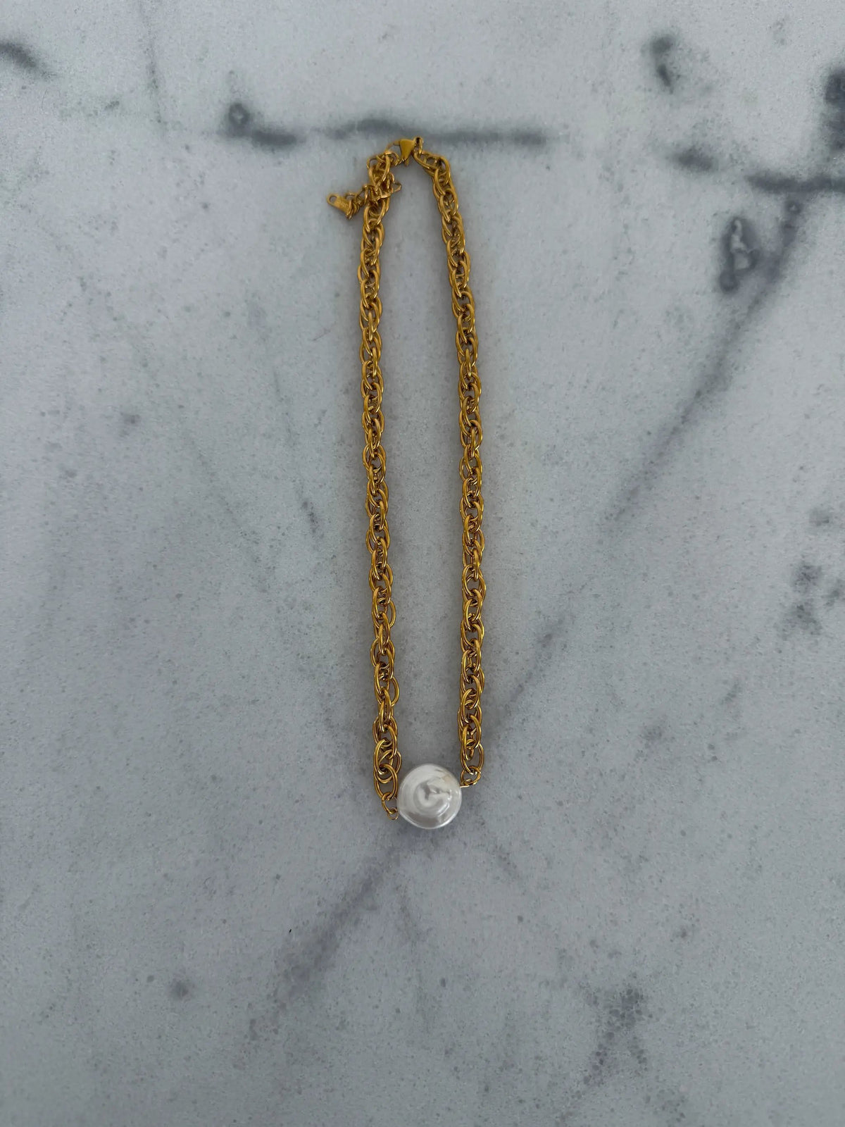 MACK NECKLACE by Chansuttpearls