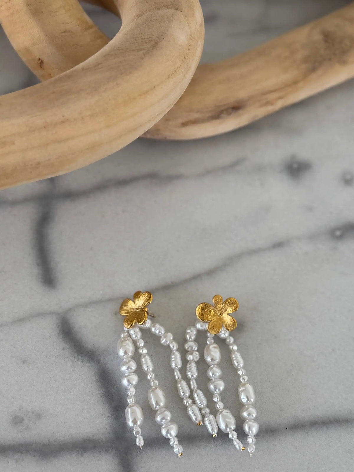 ALOHA EARRINGS by Chansuttpearls