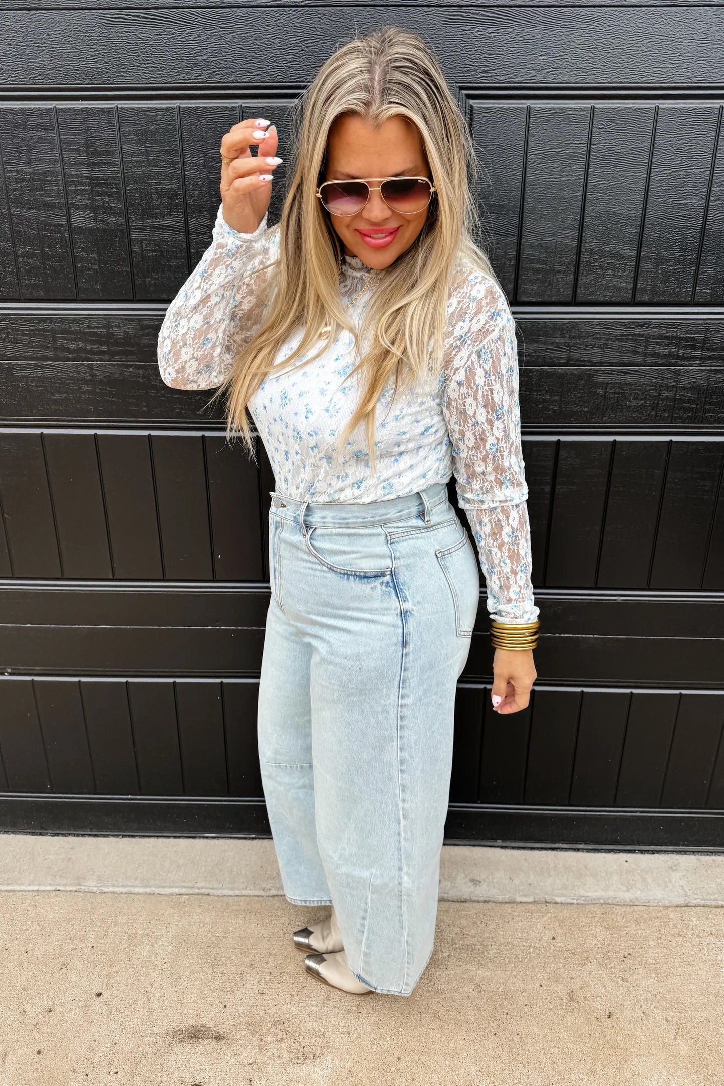 Light Wash Barrel Jeans
