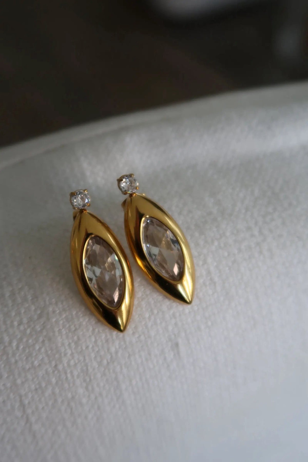 JUDE EARRINGS by Chansuttpearls