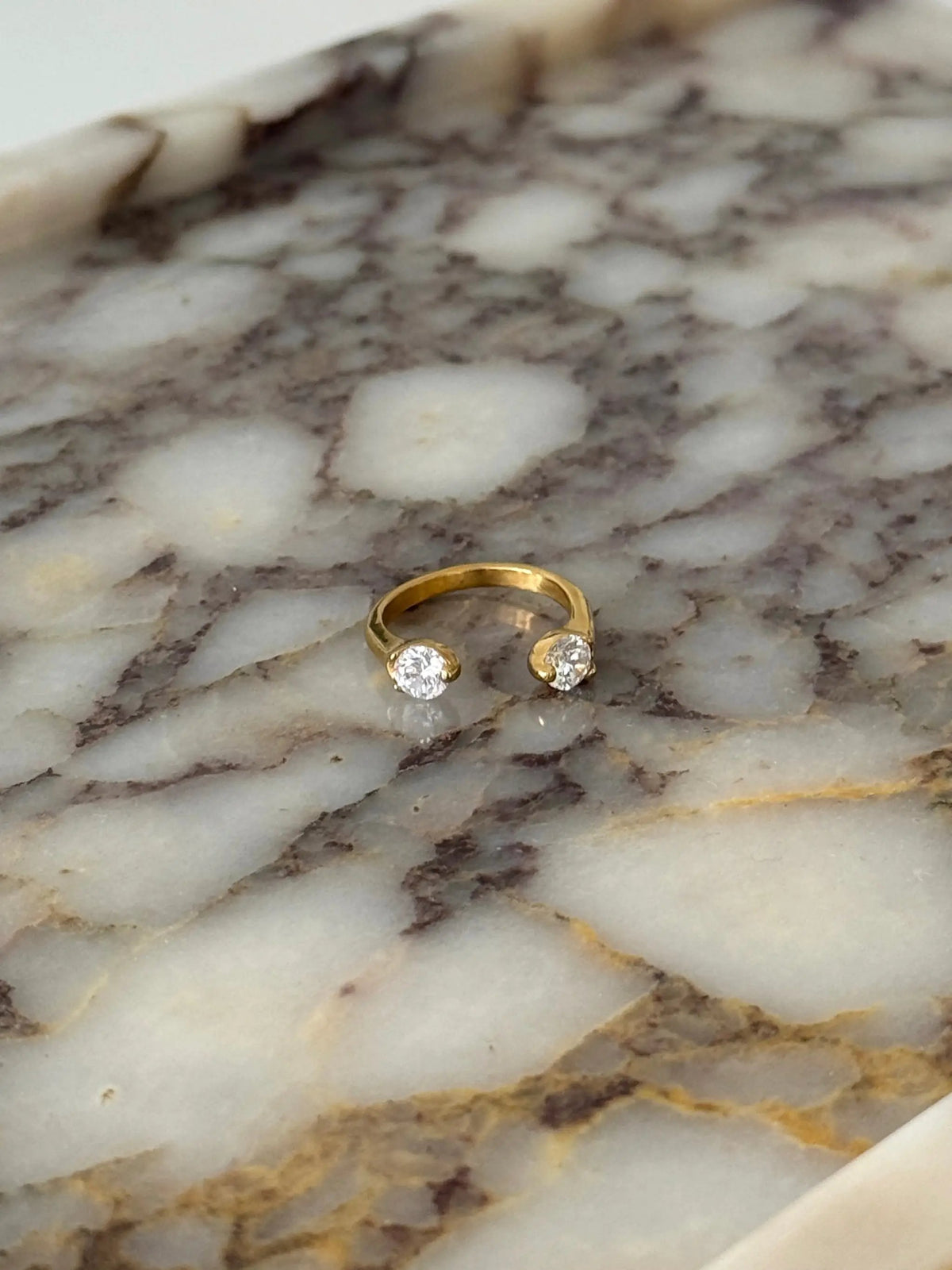 VALENTINA RING by Chansuttpearls