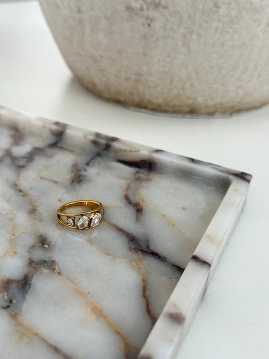 MORGAN RING by Chansuttpearls