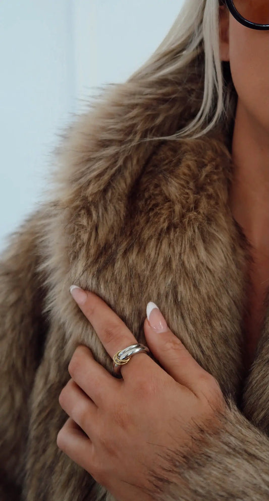 AMELIA RING by Chansuttpearls