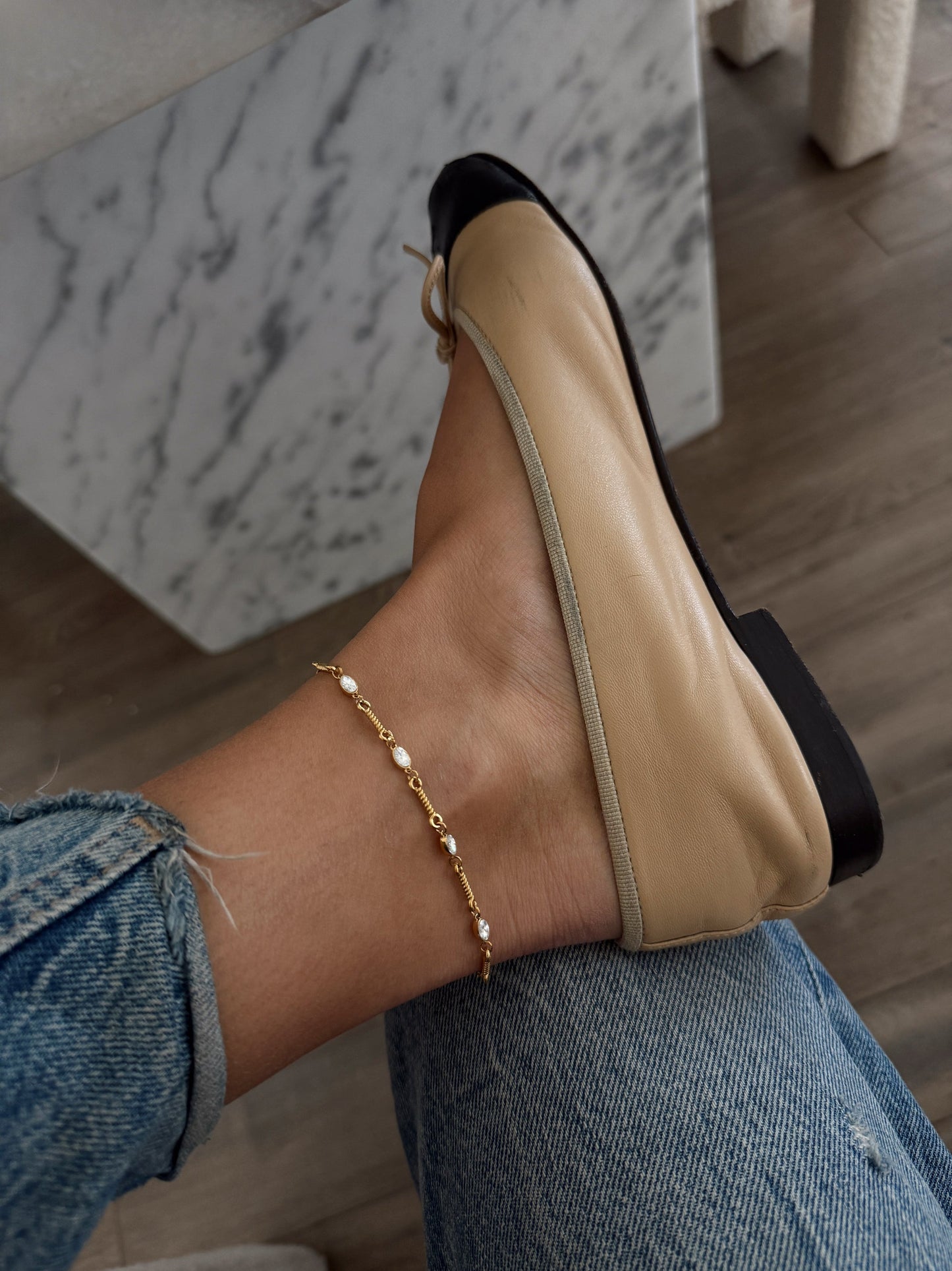 IZZY BRACELET/ ANKLET by Chansuttpearls