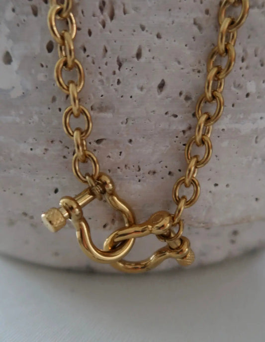 Cleo Necklace Delicate Pendant Jewelry For Everyday Wear by Chansuttpearls