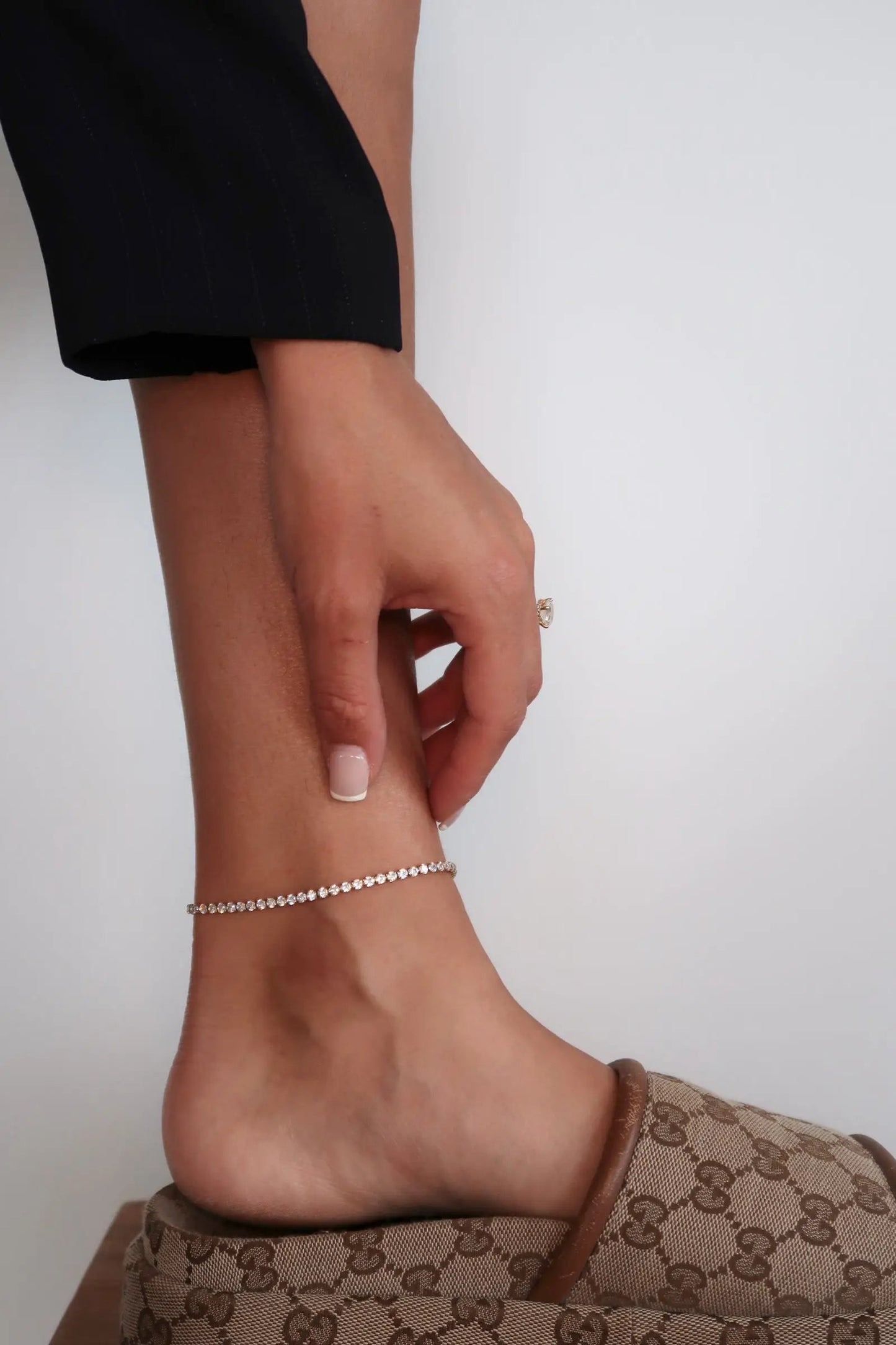 RHINESTONE ANKLET by Chansuttpearls