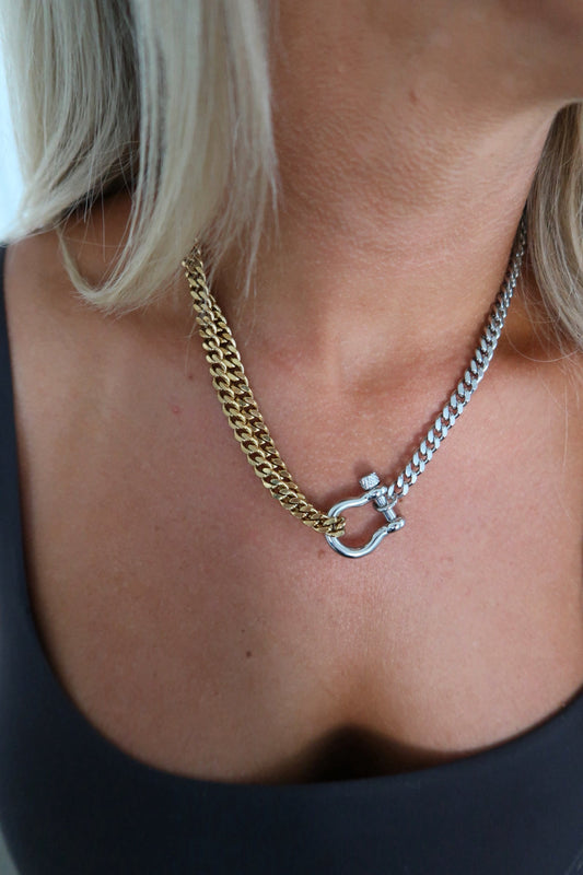 MABLE NECKLACE by Chansuttpearls