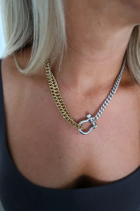 MABLE NECKLACE by Chansuttpearls
