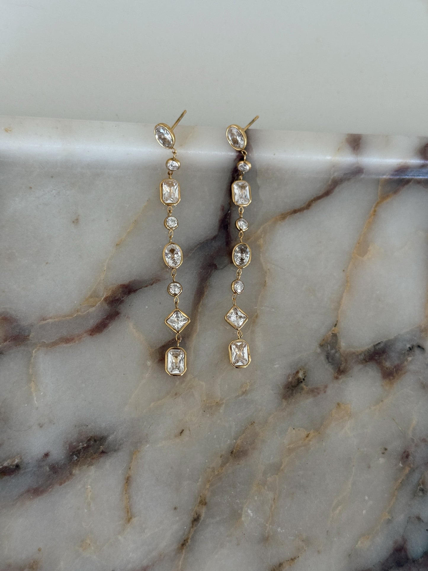 BLAIR EARRING by Chansuttpearls