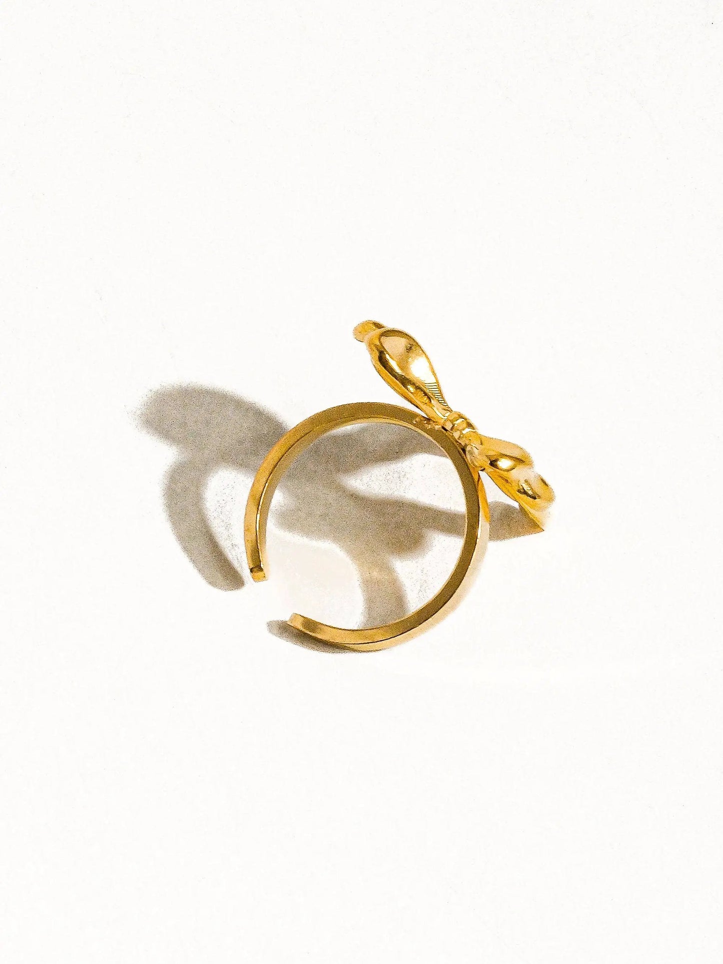 Adjustable Bow Ring by Flânerie by MAIQ