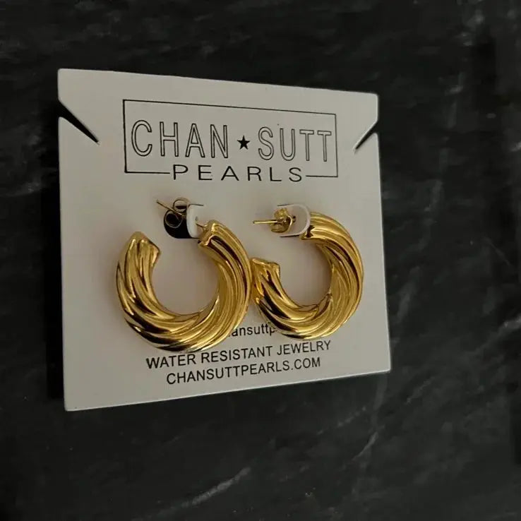 CHUNKY TWIST HOOPS by Chansuttpearls