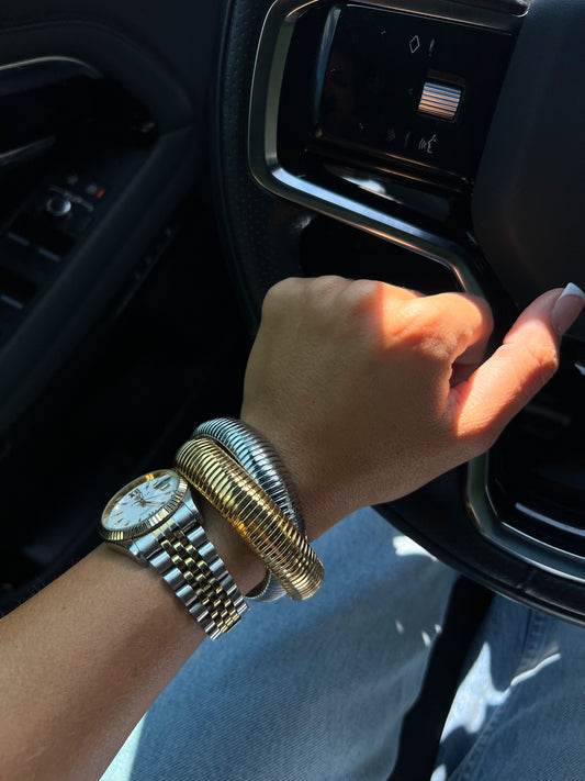 THIN TWIST EMMA BRACELET by Chansuttpearls