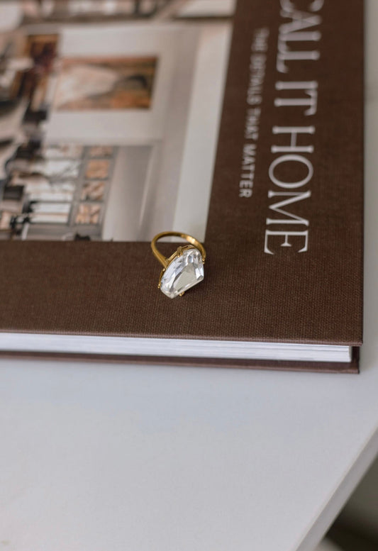 EDEN RING by Chansuttpearls