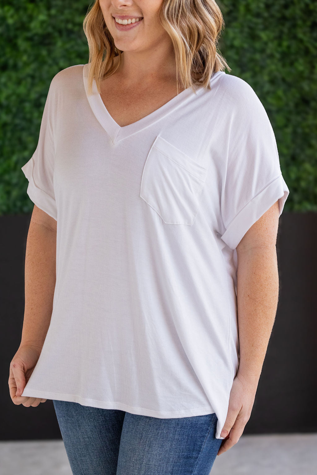 IN STOCK Sierra Pocket Top - White FINAL SALE