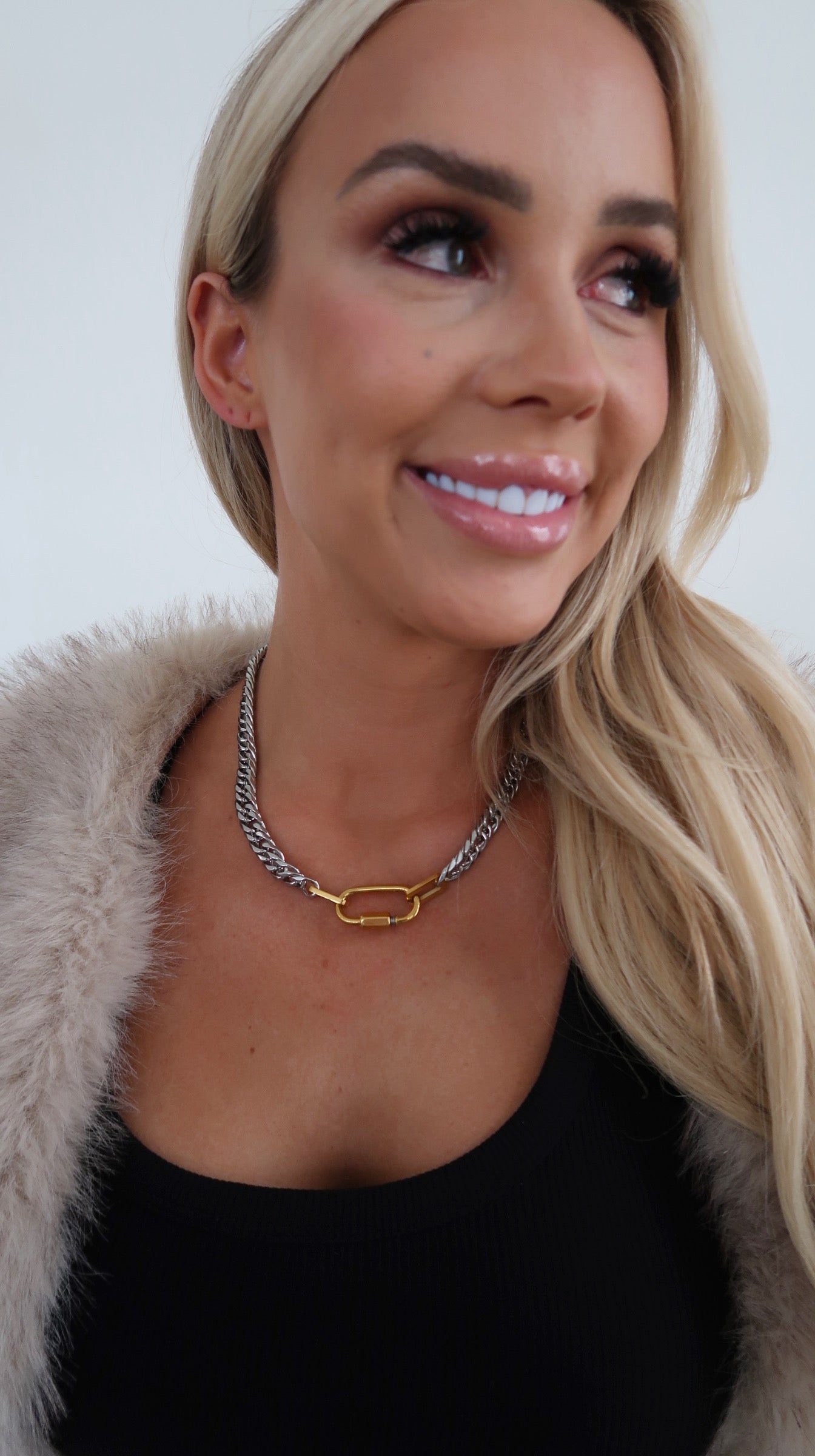 STEPHANIE NECKLACE by Chansuttpearls