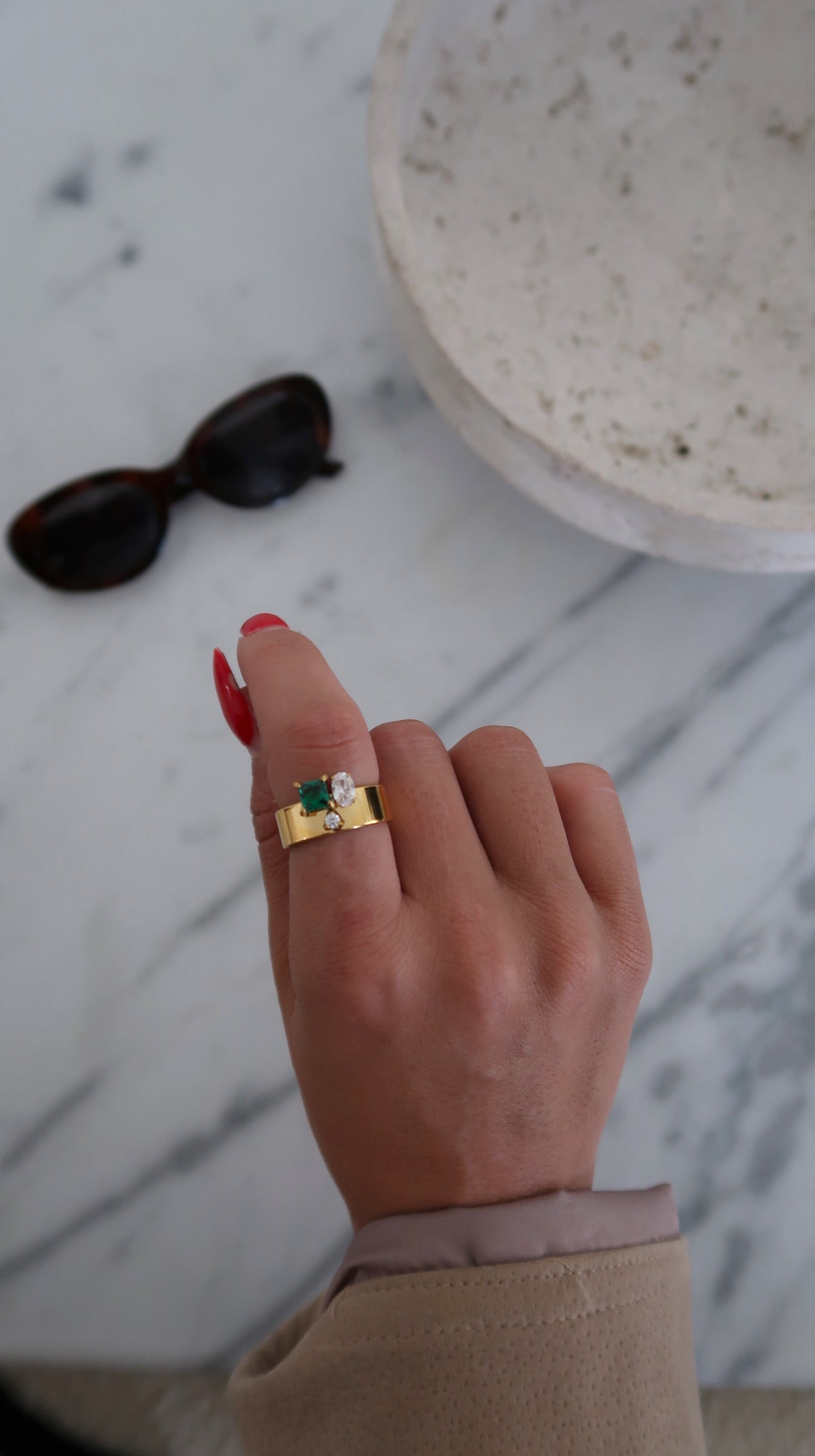 THE EMERALD RING by Chansuttpearls