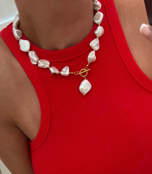 CHUNKY PEARL NECKLACE by Chansuttpearls