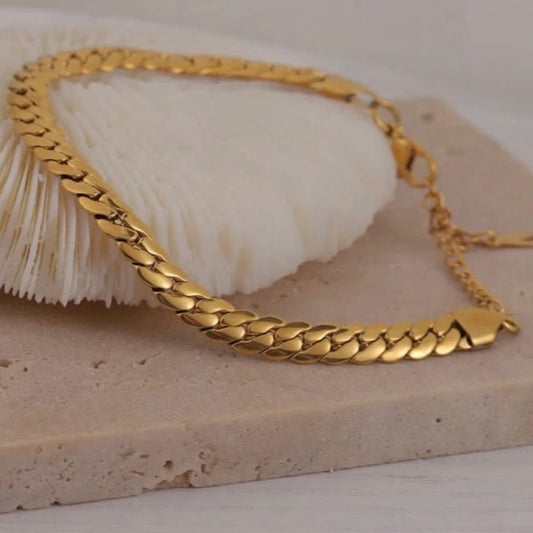 THIN SHINY BRACELET by Chansuttpearls