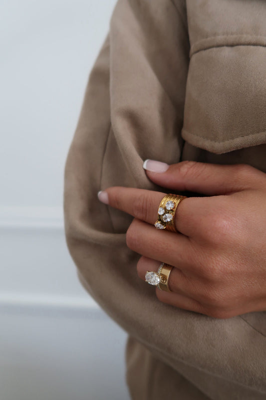 MARLEY RING by Chansuttpearls