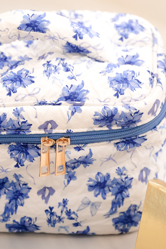 Jetsetter Quilted Bag- Blue Blossom by Jess Lea