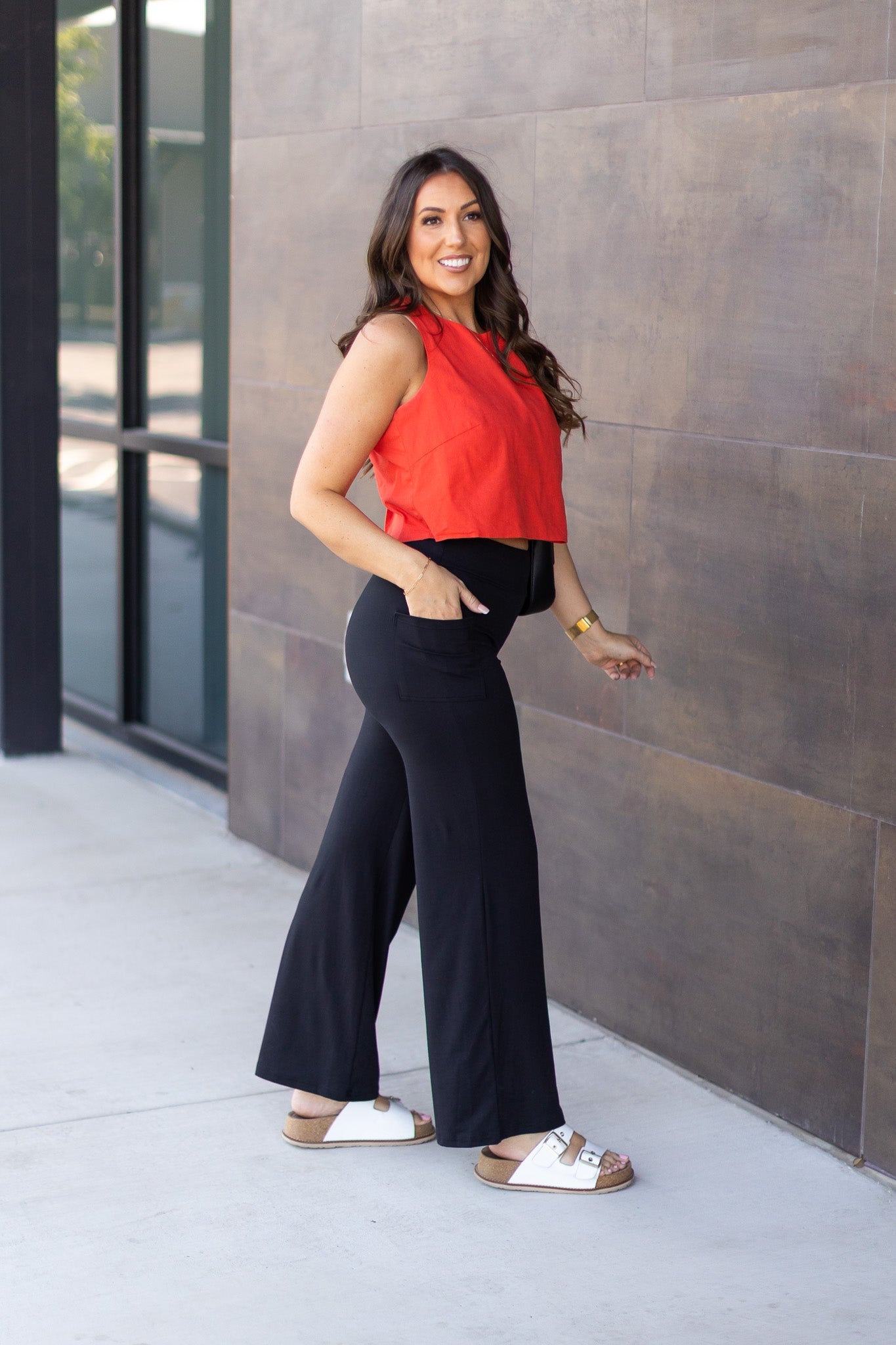 High-waisted black wide leg pants with pockets by Julia Rose, Julia Rose women’s wide leg pants lifestyle image