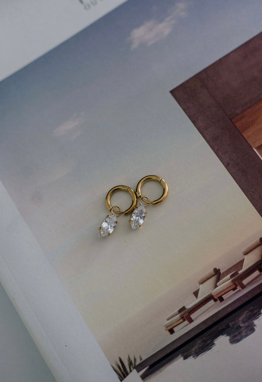 EVA EARRINGS by Chansuttpearls
