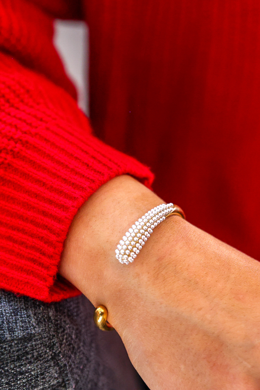 Pearl Embrace Cuff