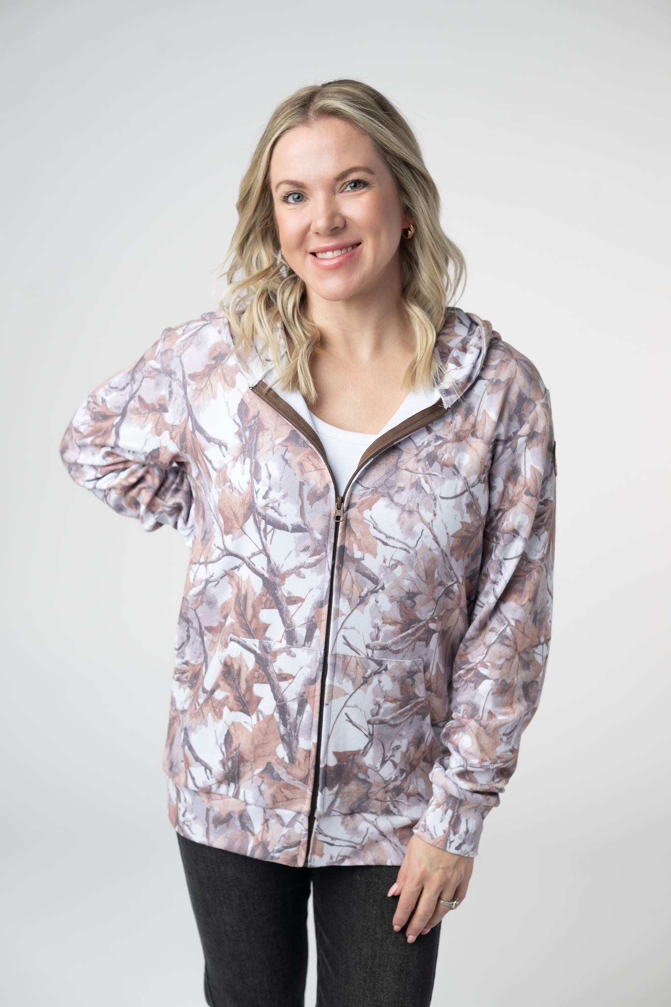 Full Zip Hoodie In Woodsy Camo Print With Roomy Pockets And Cuff Sleeves
