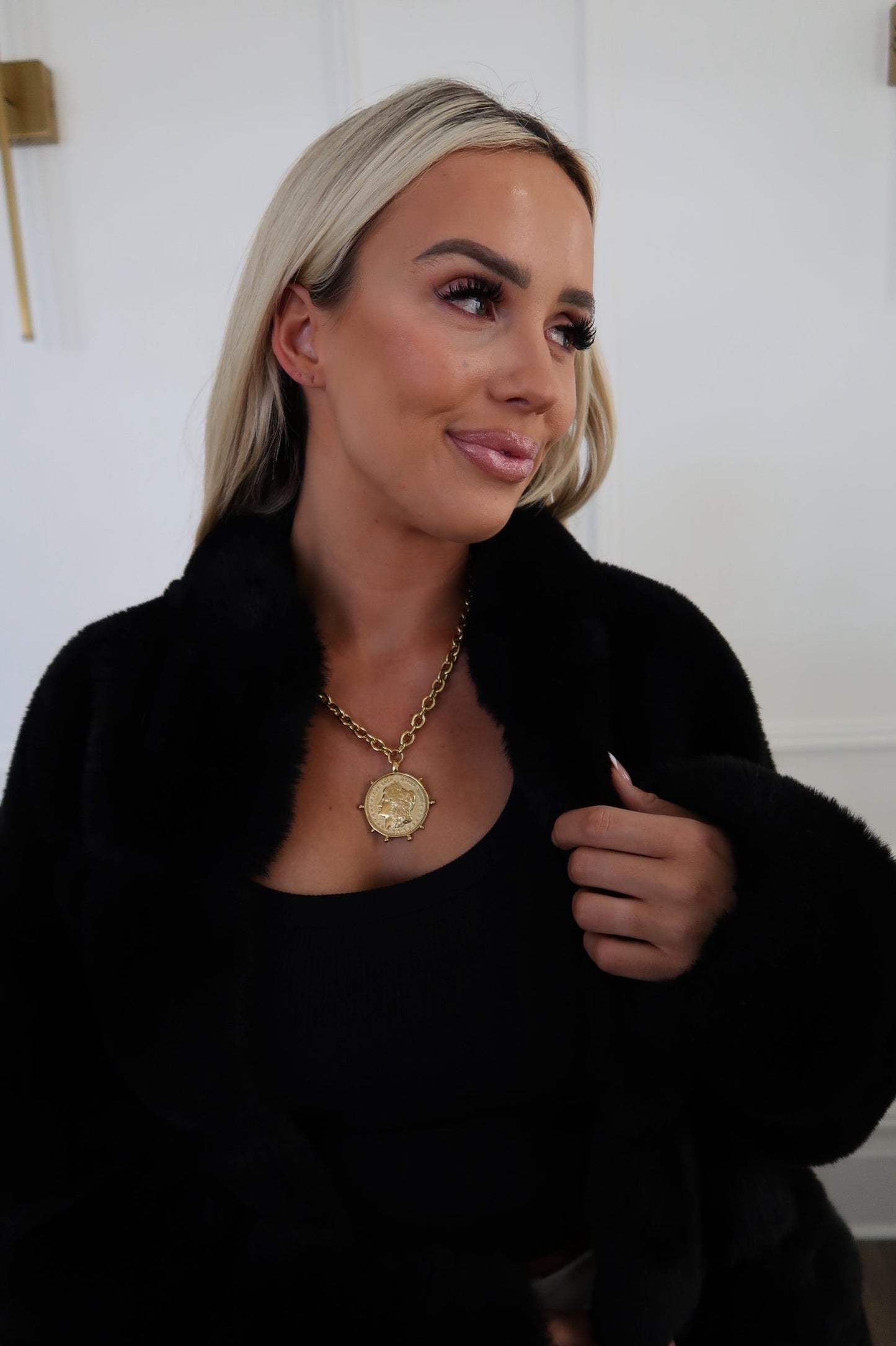 GOLD COIN NECKLACE