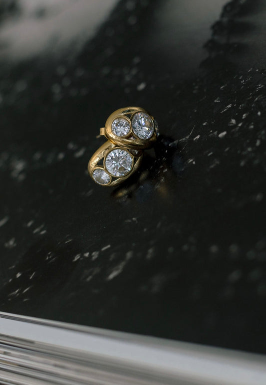 WINNIE EARRINGS by Chansuttpearls