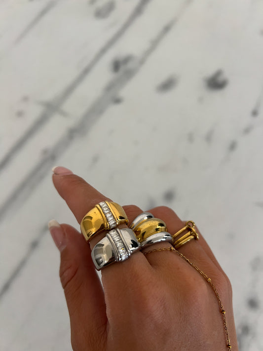 JORDAN RING by Chansuttpearls